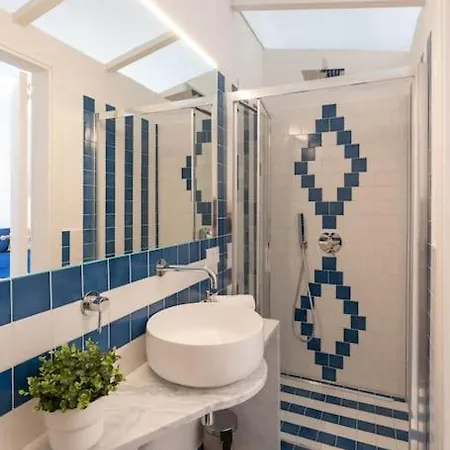 Sorrentovibes - Exclusive New In Center For Families