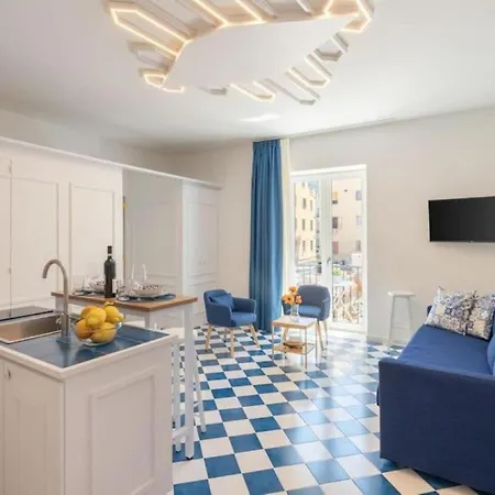 Apartman Sorrentovibes - Exclusive New In Center For Families